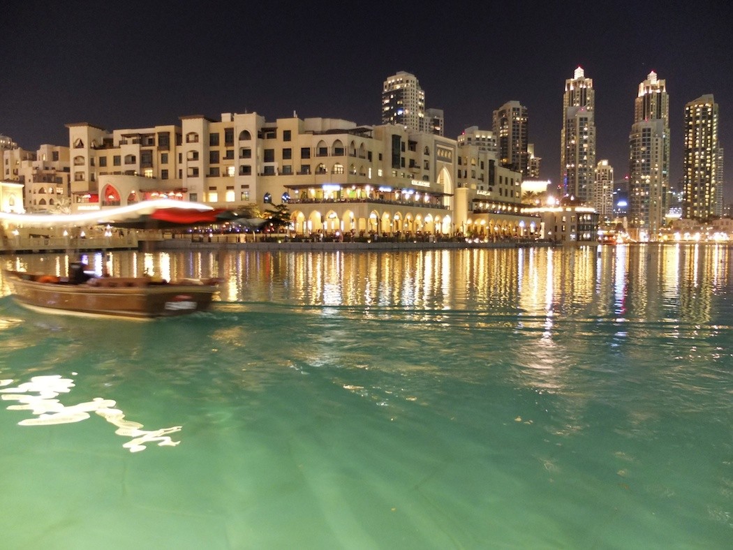 Boat ride on Dubai lake fountain