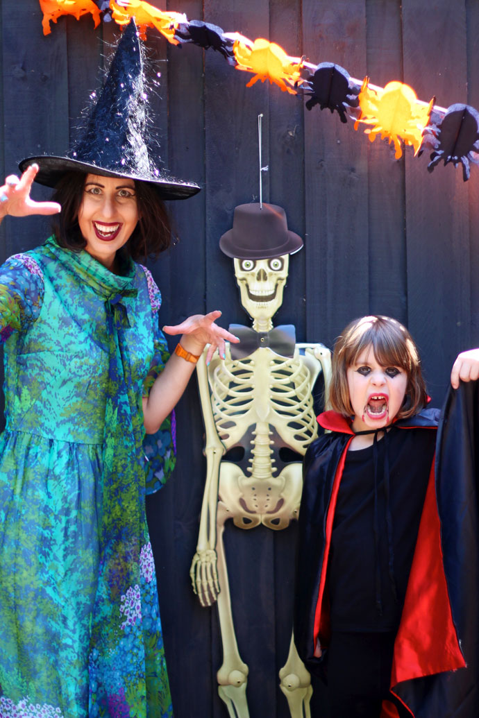 How to organise a stress free Halloween party - Food and activity ideas