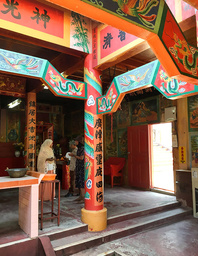 Tien Nam Shi temple Sabah