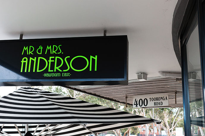 Mr & Mrs Anderson Cafe Review 