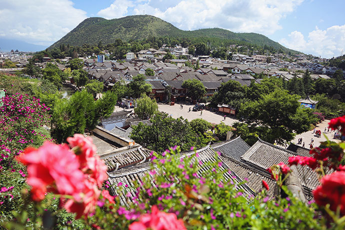 Rooftop Views Old Town Lijiang China - mypoppet.com.au