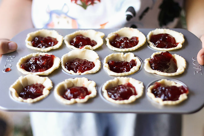 How to make jam tarts