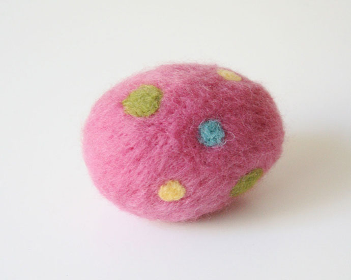 Easter Craft - Needle felted Easter Eggs - mypoppet.com.au