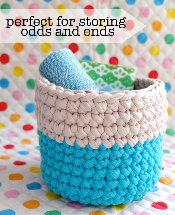 Easter Crochet Mini Basket Free Pattern (T-Shirt Yarn) - Crochet Bits