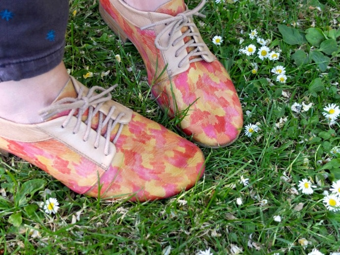 painterly shoe makover for spring