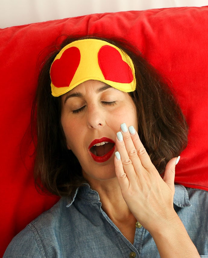 DIY travel sleep mask - heart eyes emoji - mypoppet.com.au