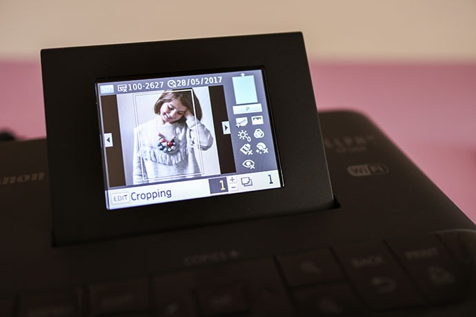 Canon Selphy printer LCD screen cropping