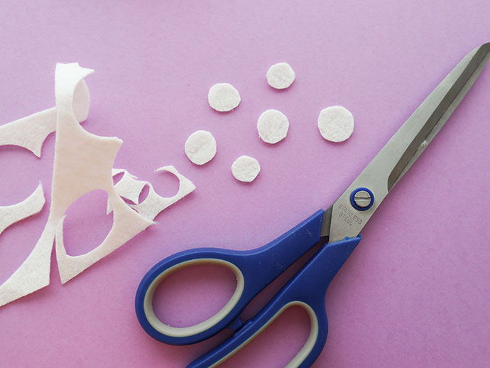 How to make a Wrist Pincushion with template mypoppet.com.au