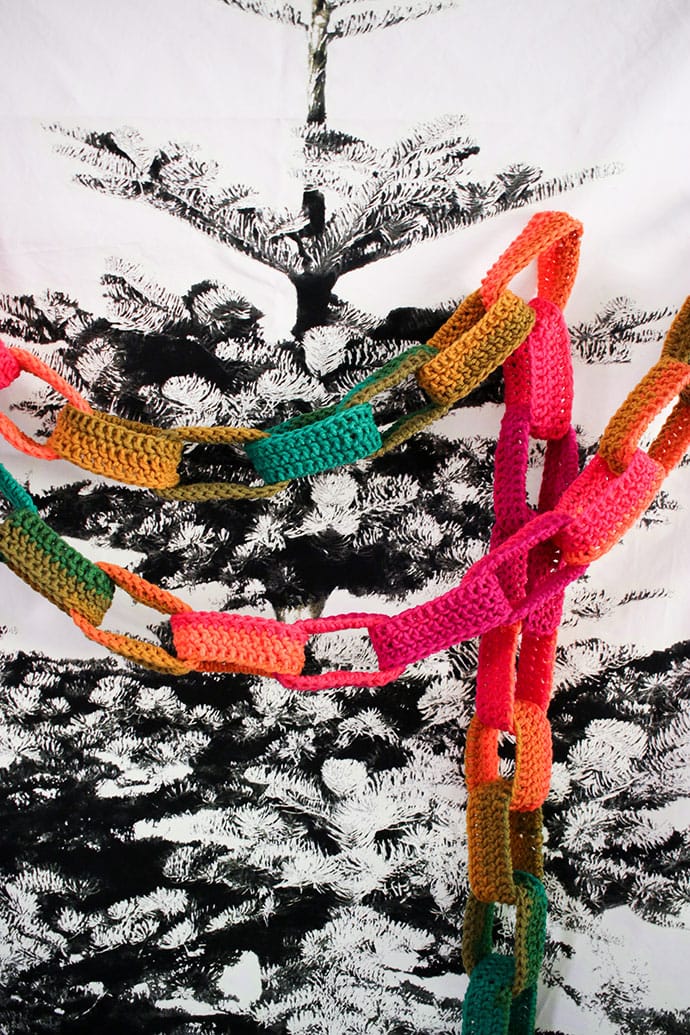 How to make a Crochet paper chain garland mypoppet.com.au