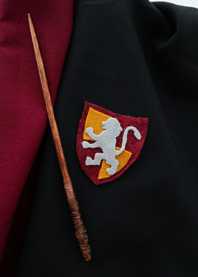 DIY Harry Potter Gryffindor Crest Patch with Template My Poppet Makes