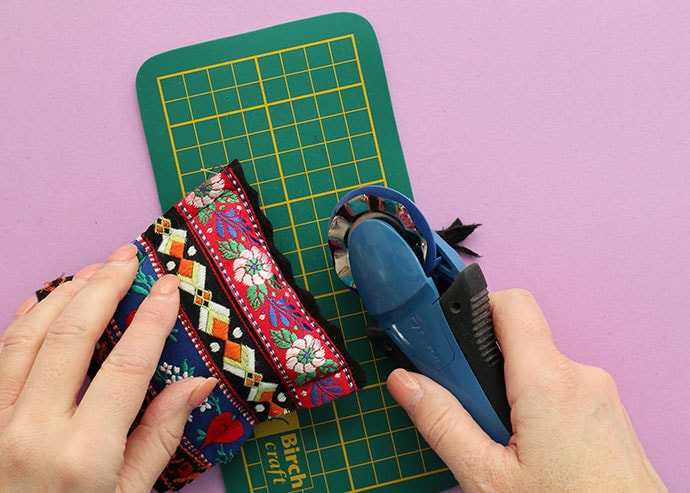 DIY: Toadstool Wrist Pincushion