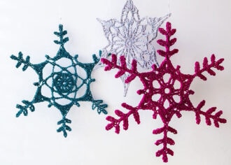 how to make a crocheted snowflake ornament