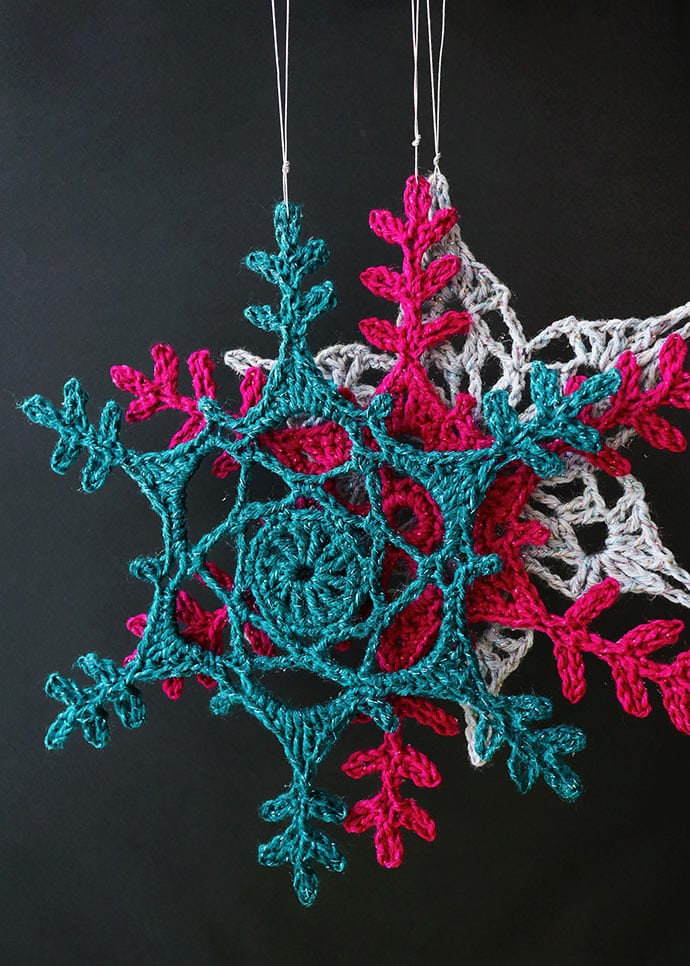 How to make a giant crochet snowflake