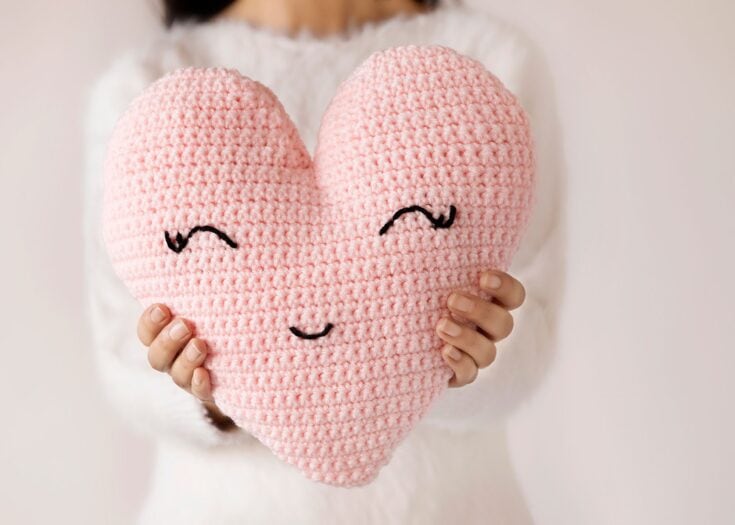 15 Crochet Heart Patterns to make this Valentine's Day