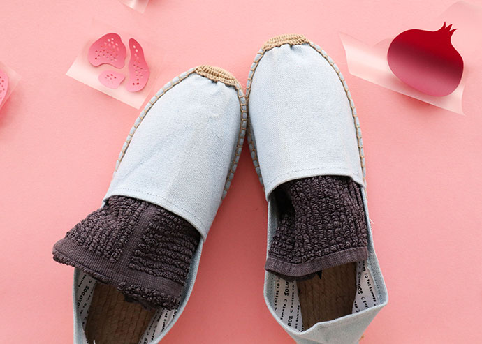 Iron on Vinyl Shoe makeover - pomegranate espadrilles