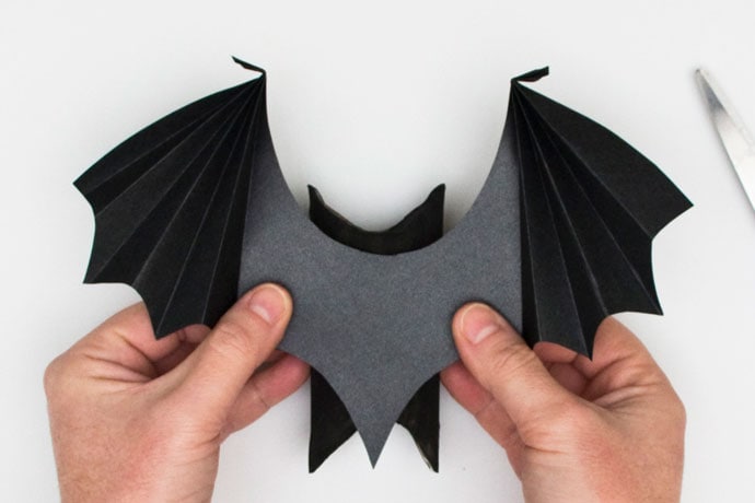 Halloween Craft Paper Roll Bat - My Poppet Makes