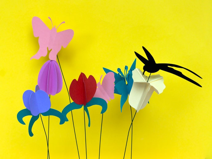 Make A Bouquet of Paper Flowers