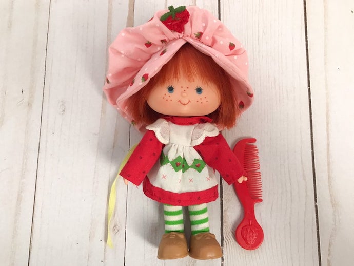 vintage Strawberry shortcake doll