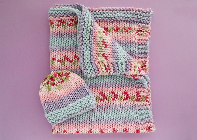 Knitted floral baby blanket and hat pattern