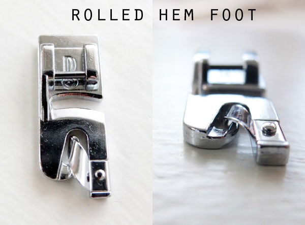 Rolled hem sewing machine foot