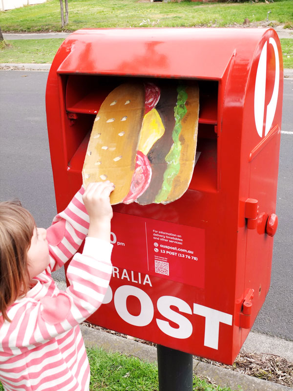 Send a hamburger in the mail